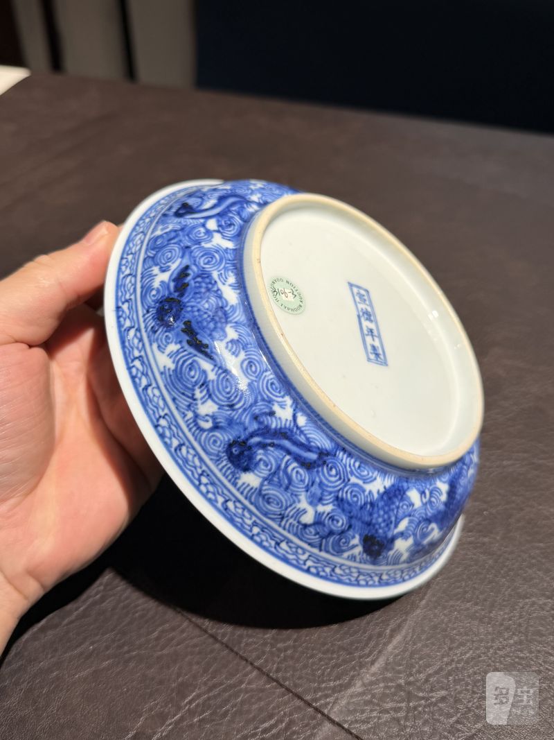 清康熙 仿宣德青花海水瑞兽纹盘 - 图9